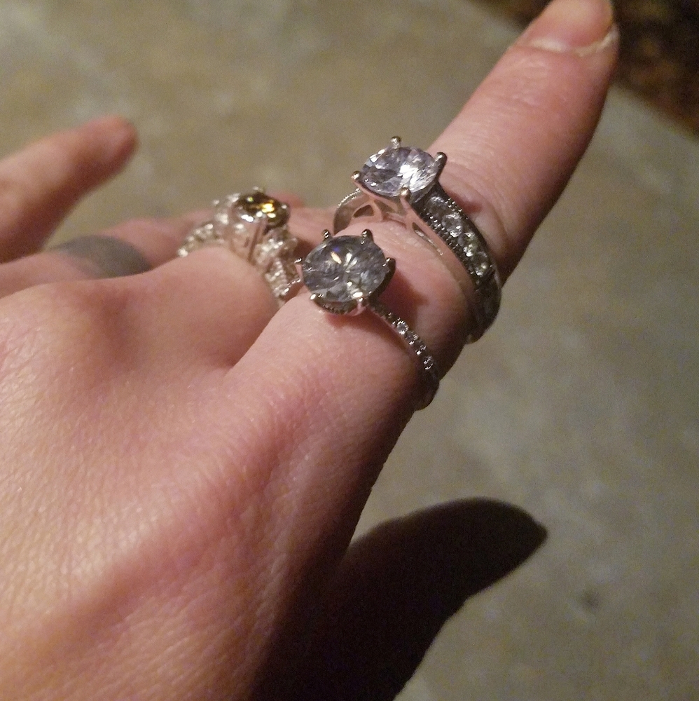 3ct Moissanite Solitaire - Size 6.5 - Picture 5 of 6